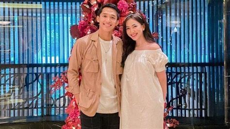 Bisa dilihat ketika ia sedang bertanding. Akhirnya Go Public, Potret Mesra Jonatan Christie dengan ...