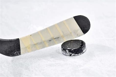 Why Do Hockey Players Tape Their Sticks Big Shot Hockey