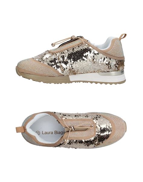 Laura Biagiotti Низкие кеды и кроссовки Womens Sneakers Sneakers