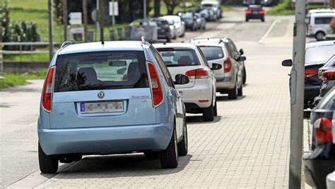 Parken Auf Gehwegen Wird Bald Geahndet Es Gibt Aber Ausnahmen Lahr