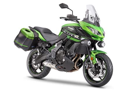 Difficult to explain and impossible to categorise, the versys simply exceeds the sum of its parts. Kit Tourer Plus con la Kawasaki Versys 650 - RoadBook