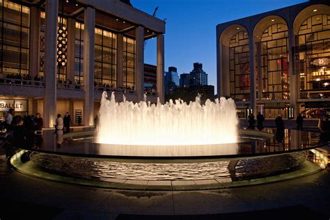 Heres What The Lincoln Center Fountain Looked Like After A Prankster