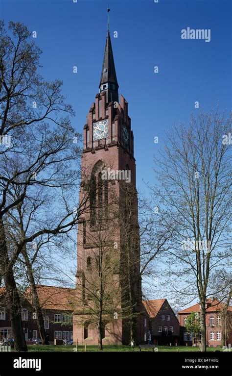 Jever Stadtkirche Glockenturm Stock Photo Alamy