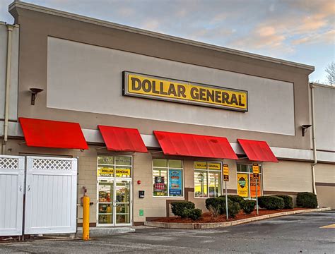 Dollar General And Dollar Tree The General Marches Ahead The Anchor