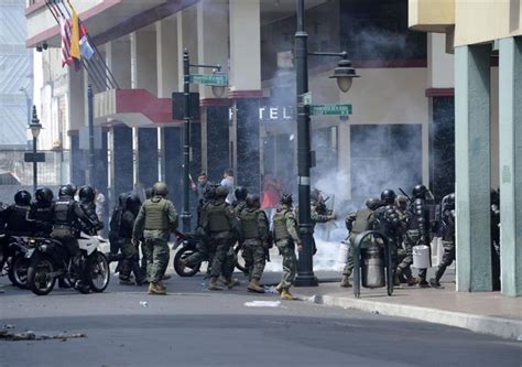 Se Eleva La Tensión En Ecuador Con Enfrentamientos Entre El Ejercito Y