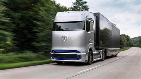 Daimler Truck Wasserstoff Lkw Mit Brennstoffzelle Soll Eine Reichweite