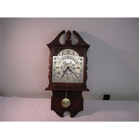 Tempus Fugit Carrabelle Chime Wall Clock Battery Operated