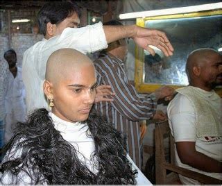 Indian Women Headshave In Salon By Barber Ultimate Headshave