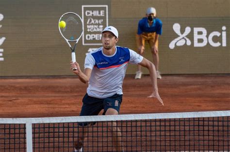 Daniel galán sumó su segundo triunfo atp y, a los 22 años, quiere seguir haciendo su camino a nivel atp. Daniel Galán se despide del ATP 250 de Chile - Santa Marta ...