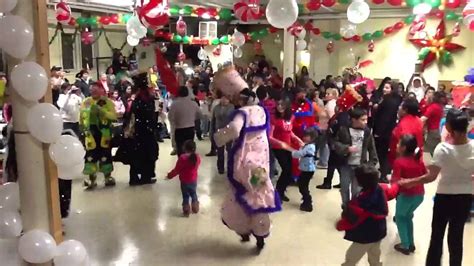 Chinelos At Maternity Bvm In Chicago Youtube