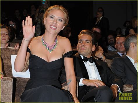 Scarlett Johansson Releases Statement On Romain Dauriac Divorce Photo