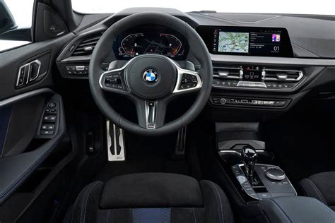 Bmw 2 series coupe 220i is a 4 seater coupe available at a starting price of aed 215,000 in the uae. Vorstellung BMW 2er Gran Coupe 2020 - AutoScout24