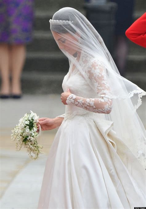 Several rumors regarding the wedding dress have been circulating for some time, people naming each and every designer as the designer of the miss middleton took inspiration from the renaissance period. Kate Middleton Wedding Dress Designer - Wedding and Bridal ...