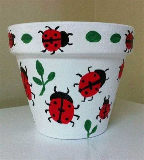 16 Clay Pot Ladybugs Terracotta Pot Projects Clay Pot Crafts Flower