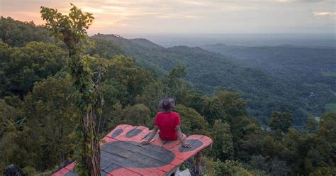 Peminat hp 3 jutaan terbaik ini merupakan kalangan yang punya. Bukit Lintang Sewu | Lokasi & Harga Tiket Masuk 2021