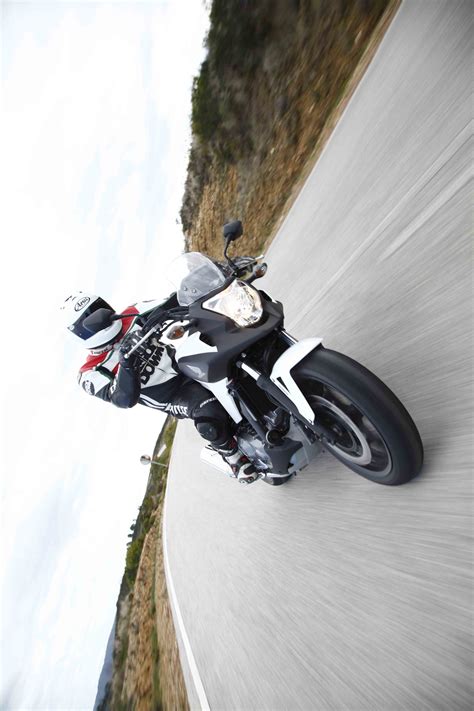 At 64 mpg, the nc is on par with honda's 250cc range, but riding it, the motor feels a lot like a diesel, making nearly all of its torque right off idle. First Ride: Honda NC700X review | Visordown