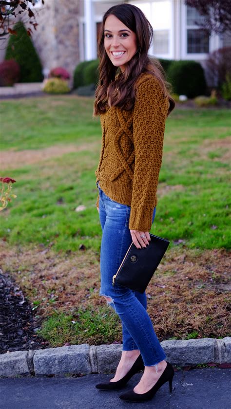 Https://wstravely.com/outfit/cable Knit Sweater Outfit