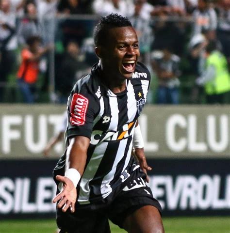 Jogo do galo muito engraçado e bem construído, o código é simples e bom para quem quer aprender mais sobre c. Galo engole Peixe - Bola Virtual