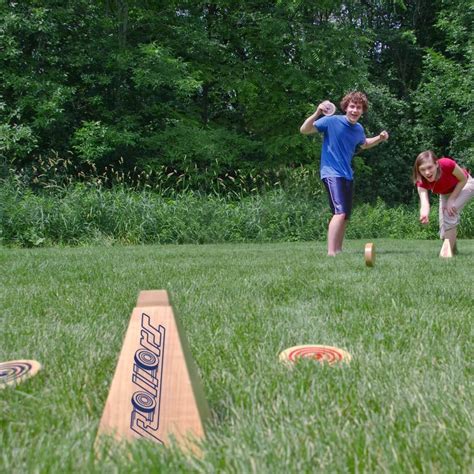Top 10 Backyard Party Games For All Ages Diy Outdoor