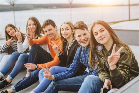 Summer Holidays And Teenage Concept Group Of Smiling Teenagers Stock