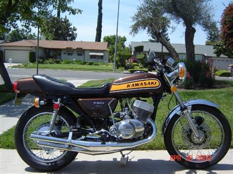 As far as i know the 750 was never meant to be the fire breathing big daddy of the suzuki triple range, they left the revvy and racy to the. Blog