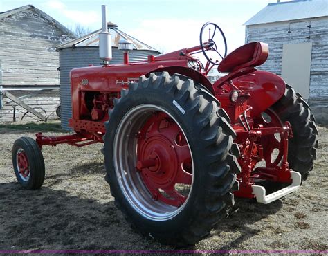 1956 Farmall 400 Tractor In Gaylord Ks Item S9234 Sold Purple Wave