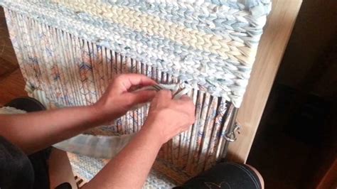 Pixeleyes Design How To Weave Rag Rugs On A Loom