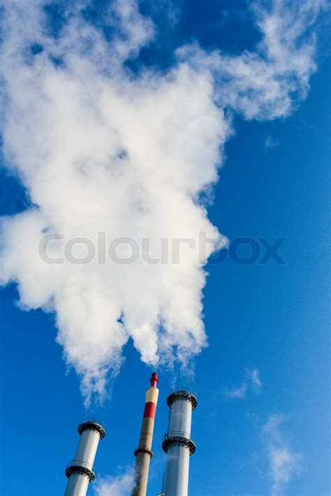 Rauchender Schornstein Der Industrie Stock Bild Colourbox