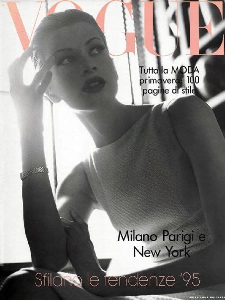 Kristen Mcmenamy Vogue Magazine 01 January 1995 Cover Photo Italy