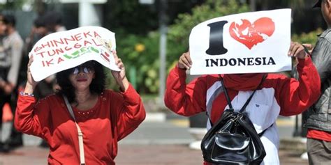 Para ahli tentang upaya menangani radikalisme di indonesia. Para Ahli Tentang Upaya Menangani Radikalisme Di Indonesia / Upaya preventif yang dilakukan ...
