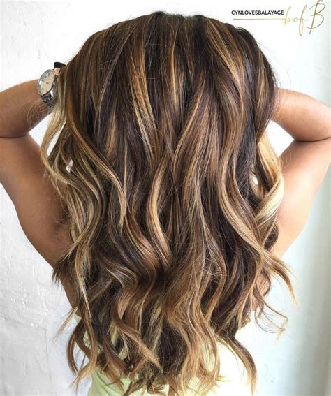 Looks With Caramel Highlights On Brown Hair For Brown Hair