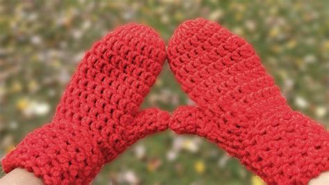 Kiss Crochet Mittens Free Pattern For Beginners Littlejohns Yarn