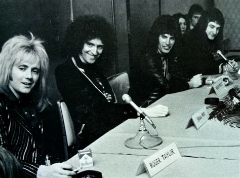 Jun 02, 2021 · roger taylor has announced a solo intimate tour. QUEEN - Freddie Mercury, Brian May, Roger Taylor & John ...