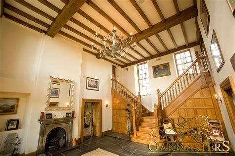 The oak ceiling layout joins seamlessly onto an oak framed room divider (5966). Ceiling beams and beam layouts - Oakmasters