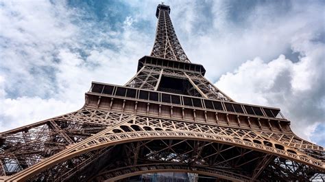 Download Free Photo Of Eiffel Towerparismonumentsymbolclouds From