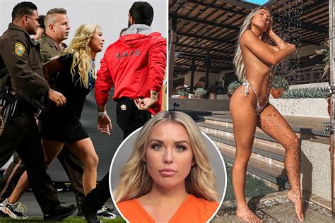 Year Old Famous Ex Girlfriend Of Nfl Star Travis Kelce Shows Off Her