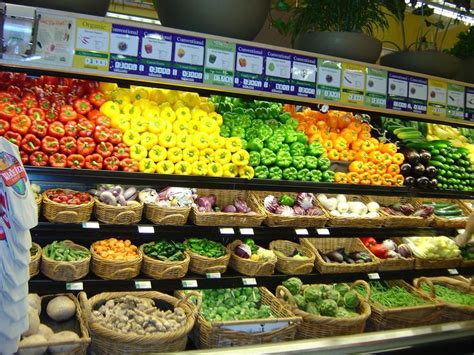 Whole Foods Market Ny Yummy Vegetable Shop Fruit Shop Store Design