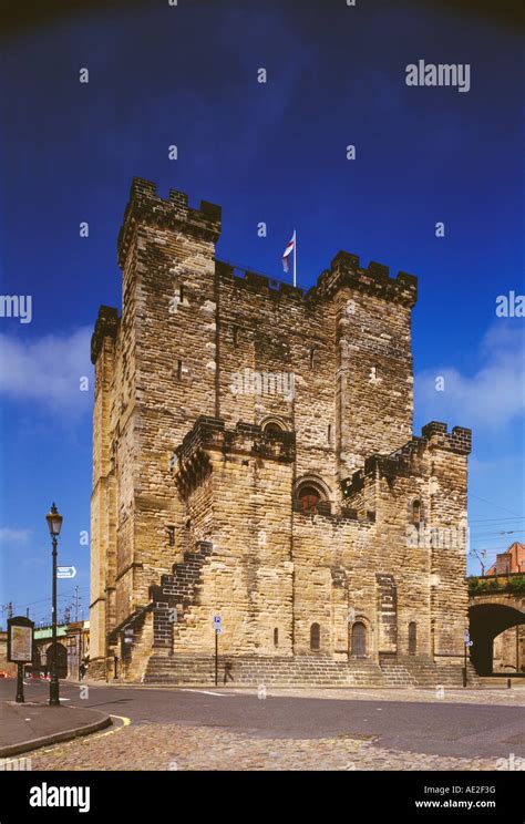 The Castle Keep Newcastle Upon Tyne Stock Photo Alamy