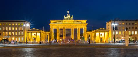 Winter, on the other hand, is freezing: Berlin, Germany - Tourist Destinations