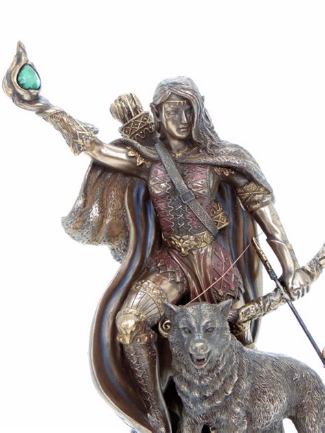 Video, bilder, bedeutung, symbolik, ikonografie, riten, verehrung in vergangenheit und heute. Skadi nórdica diosa de la caza y del invierno personaje ...