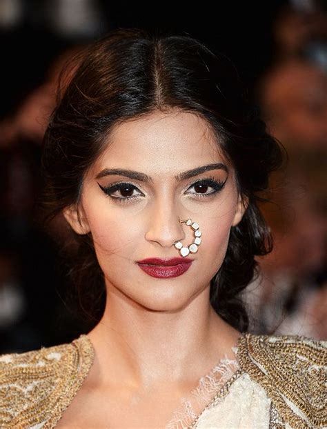 8 Looks You Must Try This Wedding Season Indian Nose Ring Cute Nose Piercings Diamond Hoop