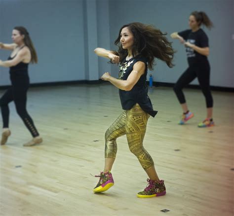 Zuliya On Zumba An Experts Take On Dance Fitness The Bay Club Blog
