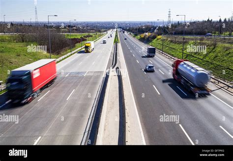 Four Lane Highway High Resolution Stock Photography And Images Alamy