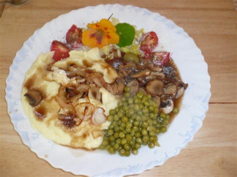 Mal sehen, wie das klappt… ich werde berichten. VEGETARISCHE MITTAGSMAHLZEIT - Rezept mit Bild - kochbar.de