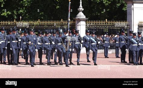 Raf Changing Of The Guard Stock Photo 107289129 Alamy