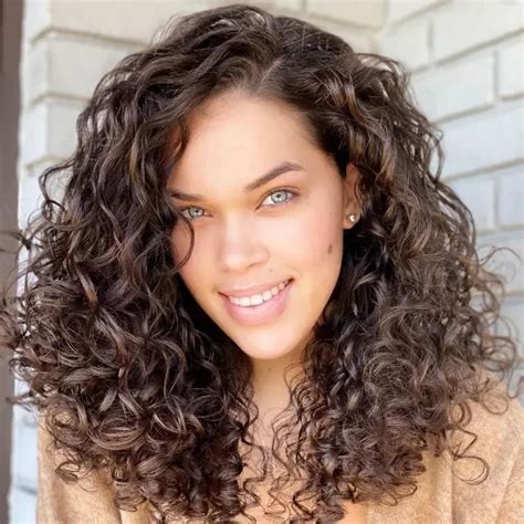 Hairstyle Trends 2023 For Curly Hair These Stylish Haircuts Showcase