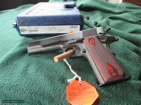Colt Government Model 38 Super With Rosewood Grips Nib