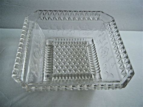 Elegant Glass Bowl Etched Floral Design And Diamond Pattern 6 5 Square In 2020 Glass Bowl