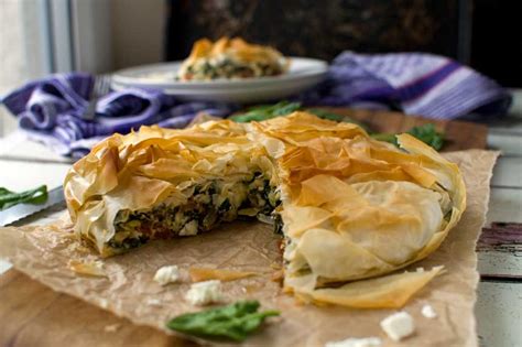 How To Make A Delicious Spinach Pie With Filo Dough Shari Blogs