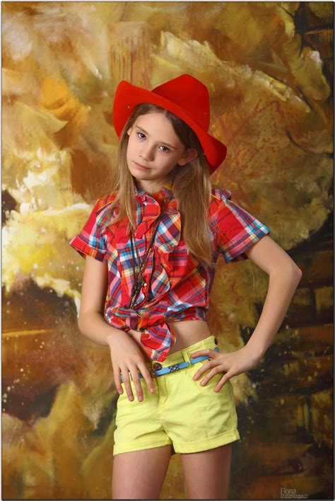 Dolcedoll / june 30, 2021 / elona v. Model Elona V » Living Dolls